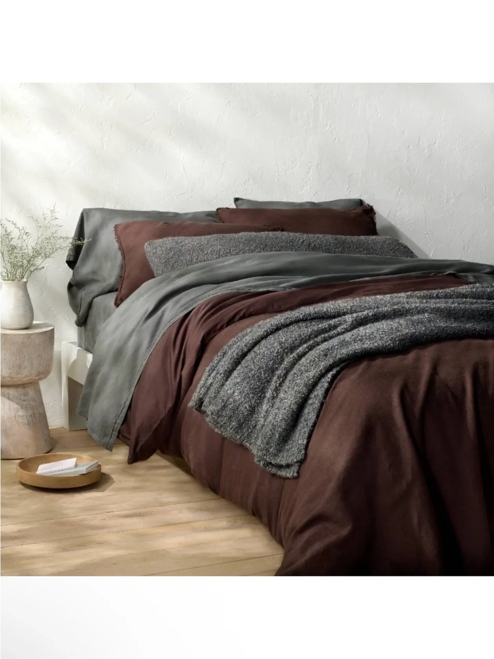 NWT King Heavyweight Linen Blend Duvet Cover and Sham Set Dark Fig - Casaluna